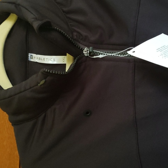 🎄🎄NWT FABLETICS KIRA JACKET BLK. XXL 16-18 - Picture 9 of 16